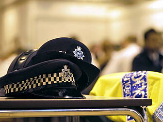 UK police uncover terror threa...